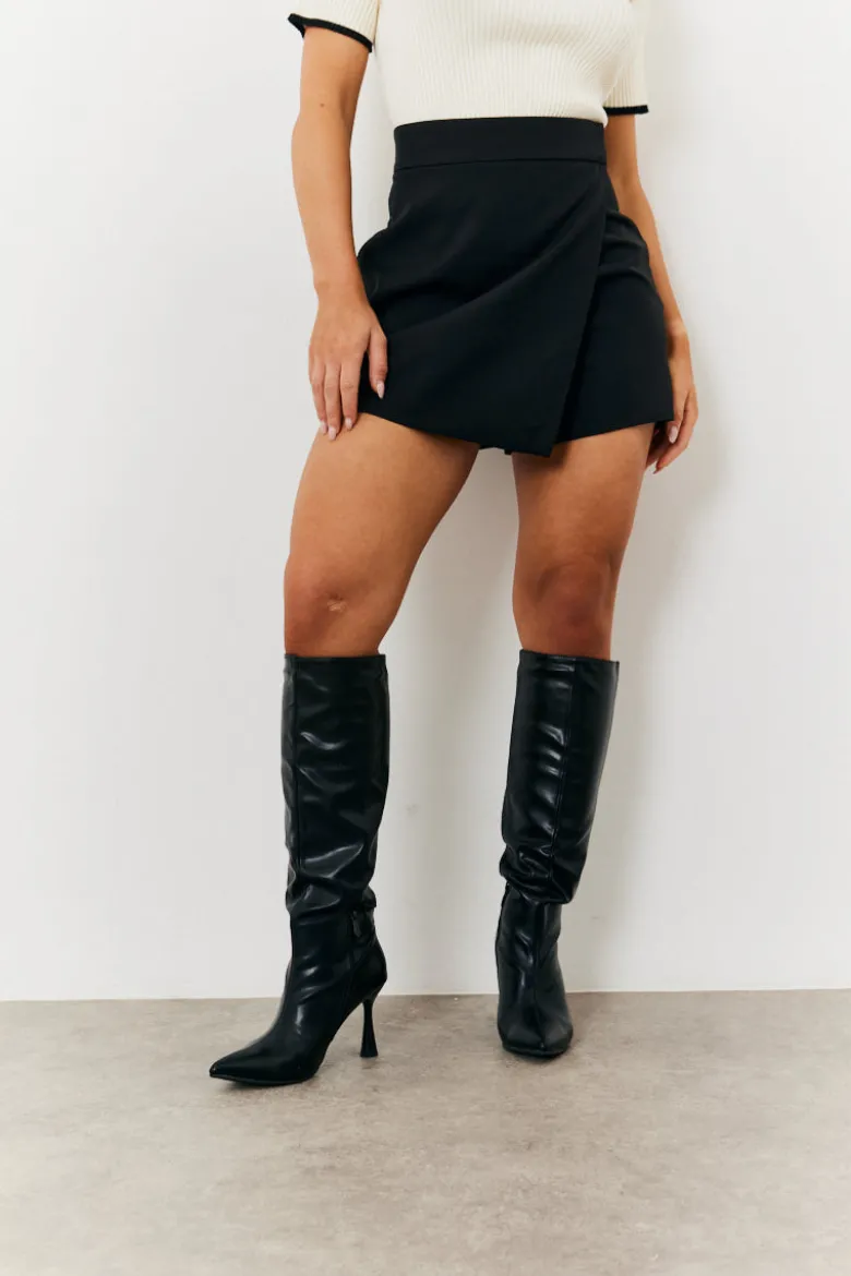 Asymmetric Hem Skort