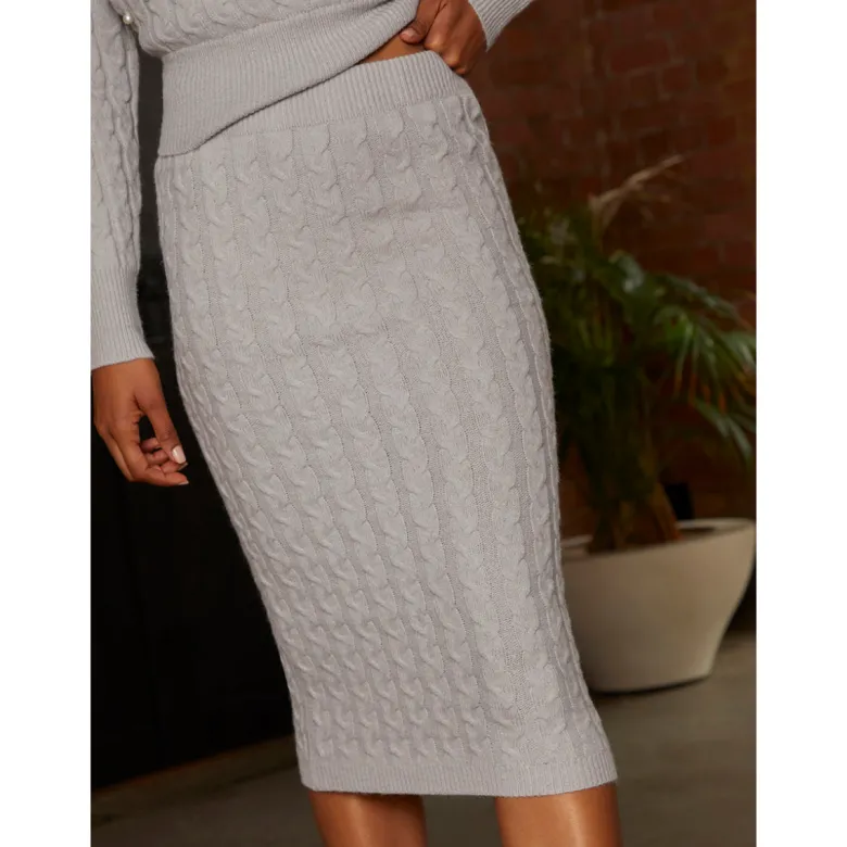 Cable Knit Midi Skirt in Grey