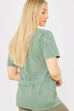 Calabasas' Acid Wash Slogan T-Shirt