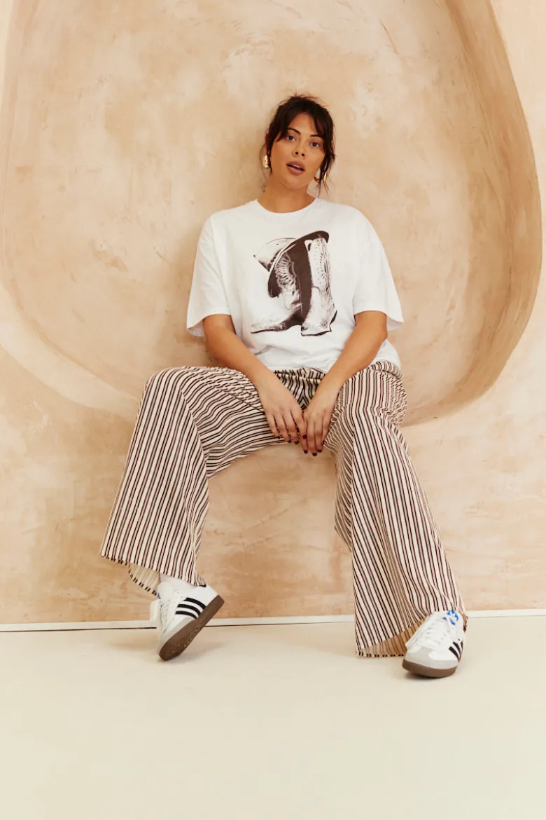 Cowboy Hat And Boots Graphic T-Shirt