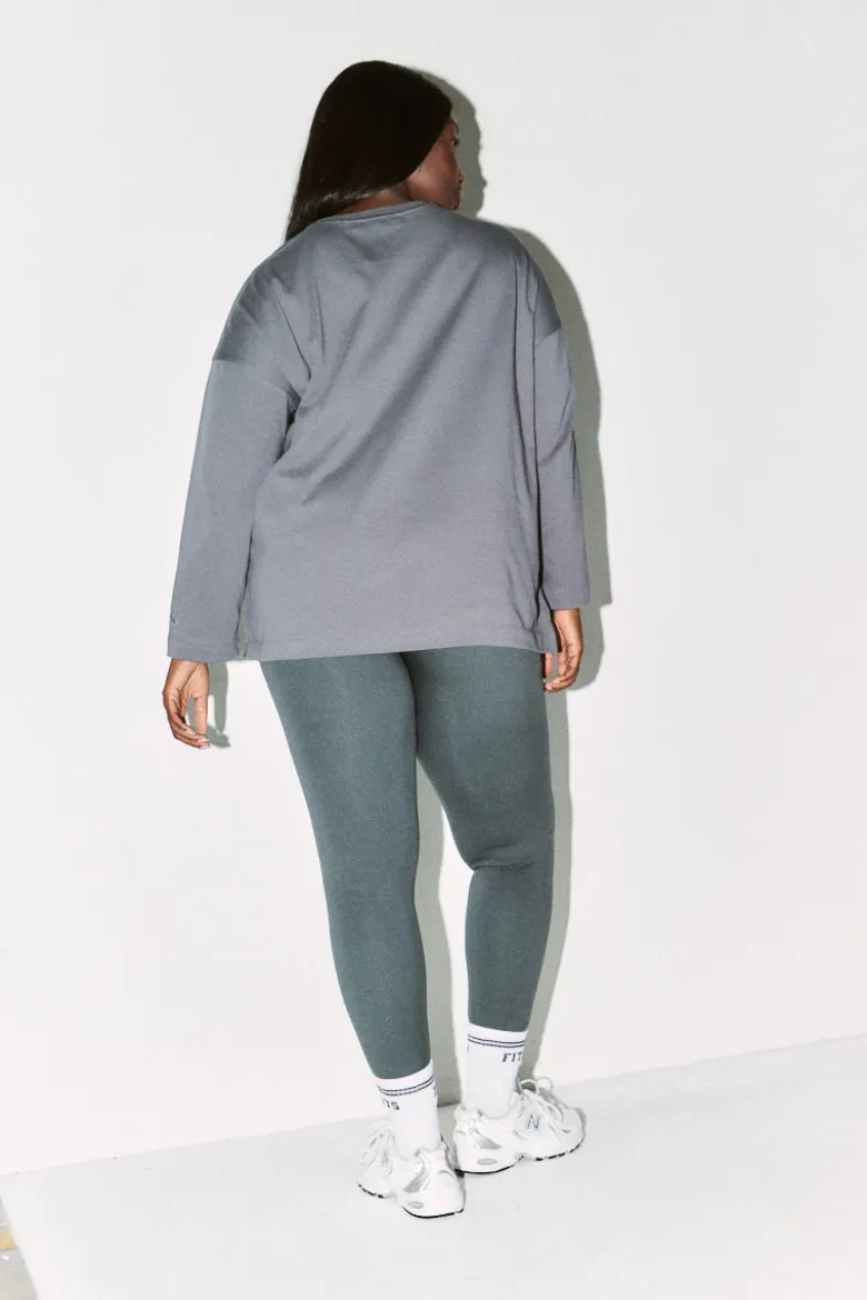 Fits Embroidered Crew Neck Long Sleeve T-Shirt