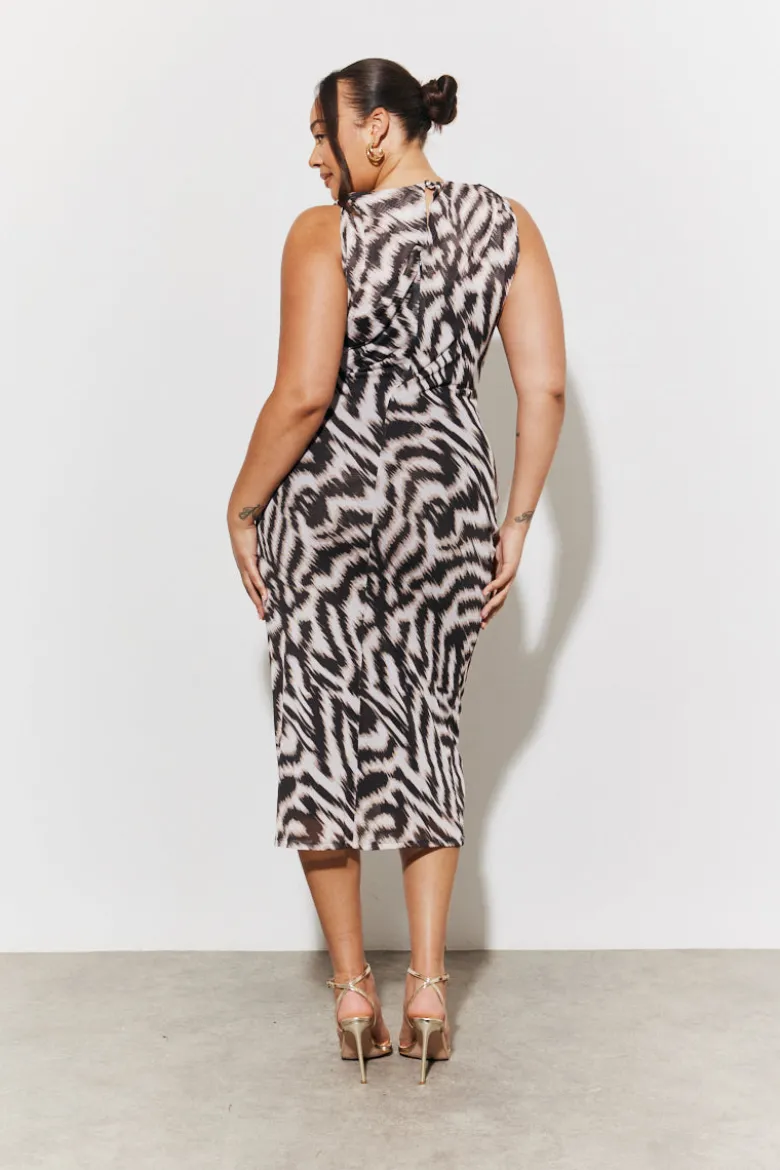 Magic Sculpting Mesh Ruched Detail Bodycon Midi Dress