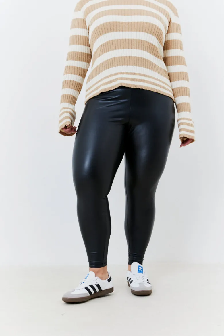 Perfect Sculpting High Waisted Leather Look Leggings