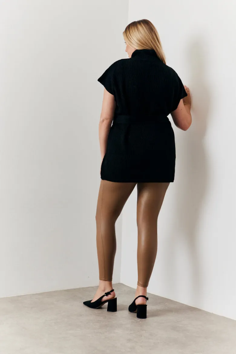 Perfect Sculpting High Waisted Leather Look Leggings