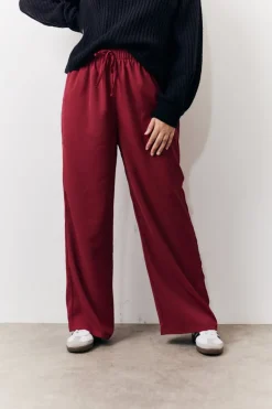 Relaxed Woven Trouser