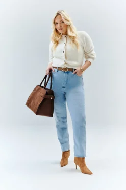 Sofia Straight Mom Jeans