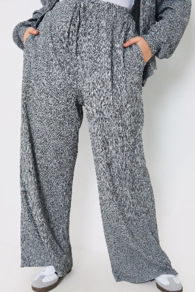Textured Wide Leg Trousers