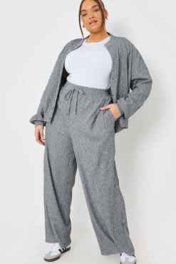 Textured Wide Leg Trousers