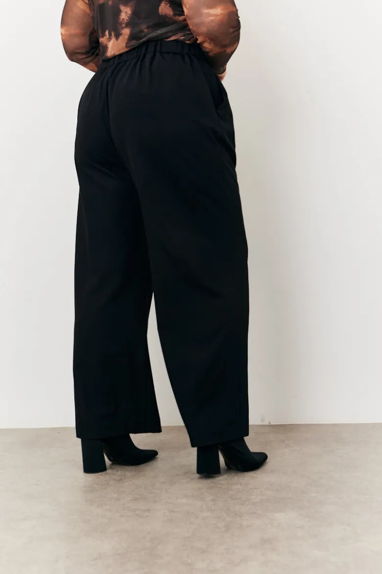 Wide Leg Trouser